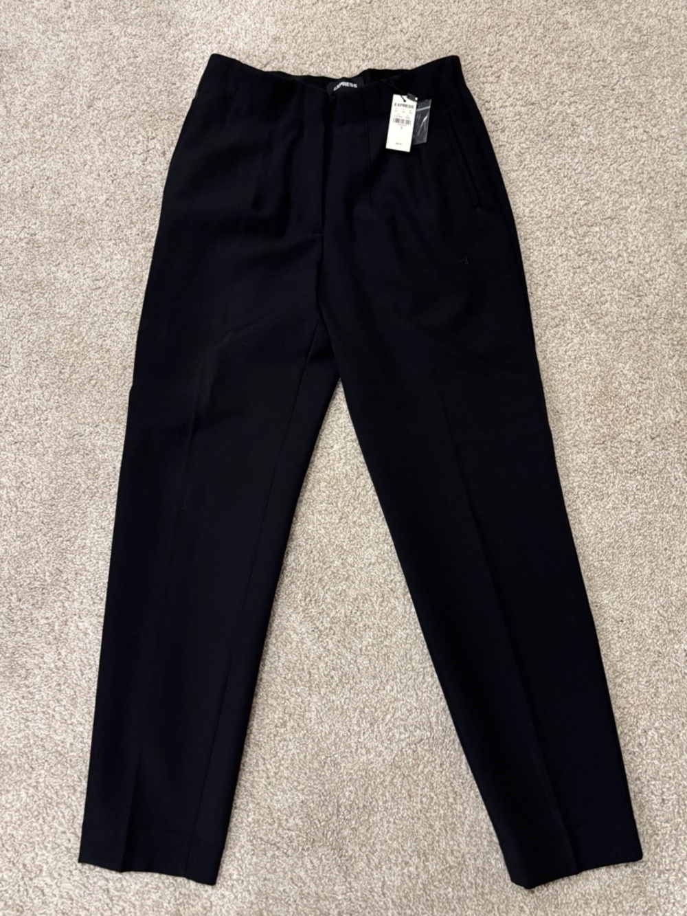 NWT Express High Rise Pull-On Ankle Pant in Black